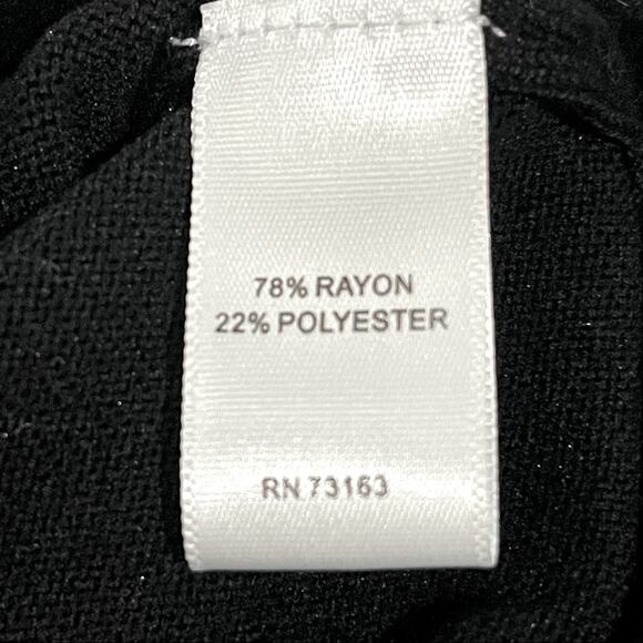 Cable & Gauge Black & Ivory Colorblock Long Sleeve Cold Shoulder Sweater - Small - Picture 7 of 9